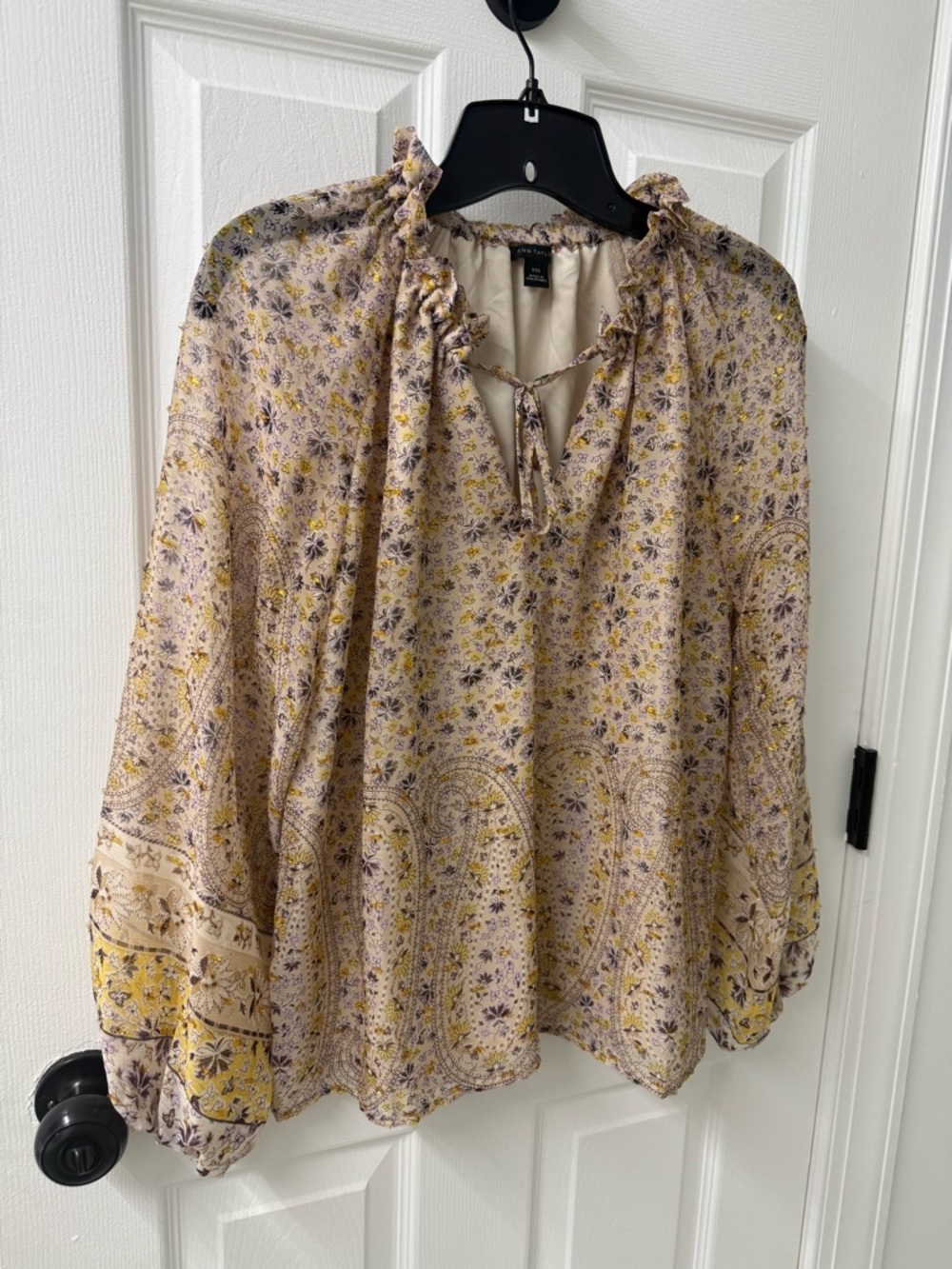 Ann Taylor Floral Long Sleeve Blouse